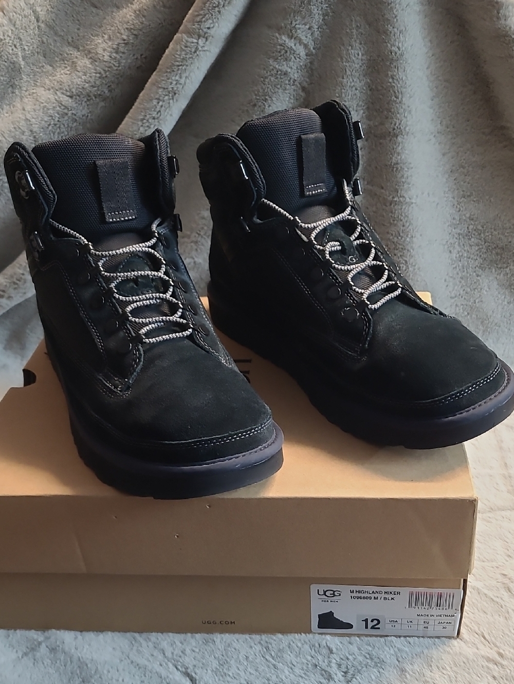 UGG Suede Highland Hiker Mens 12